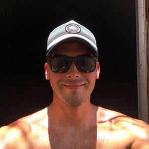 Meet your Posher, Javier